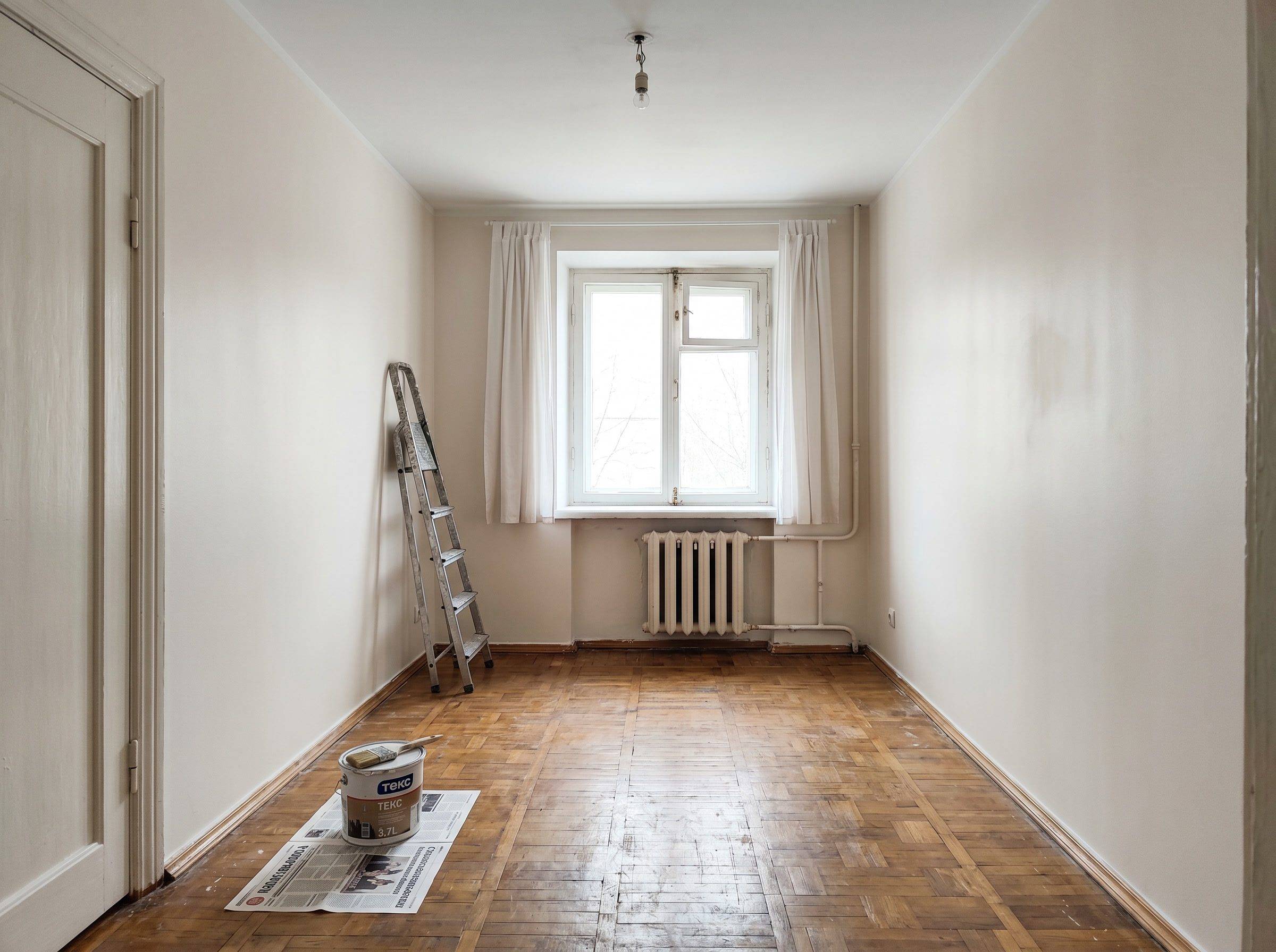 Косметический ремонт: обои и покраска